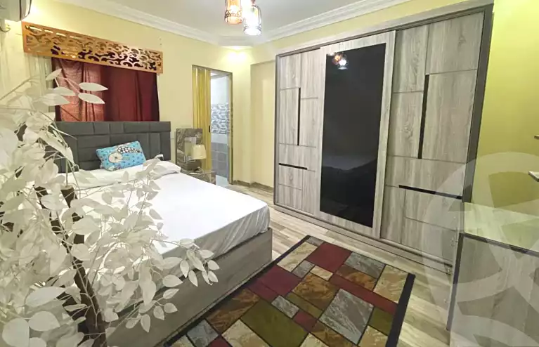 https://aqarmap.com.eg/ar/listing/6940215-for-rent-cairo-manial-kwrnysh-lmnyl