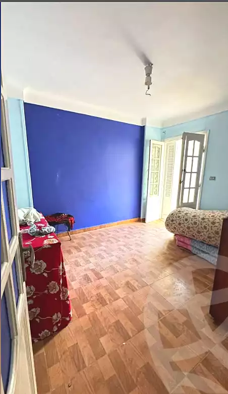 https://aqarmap.com.eg/en/listing/6940272-for-sale-alexandria-ganaklis