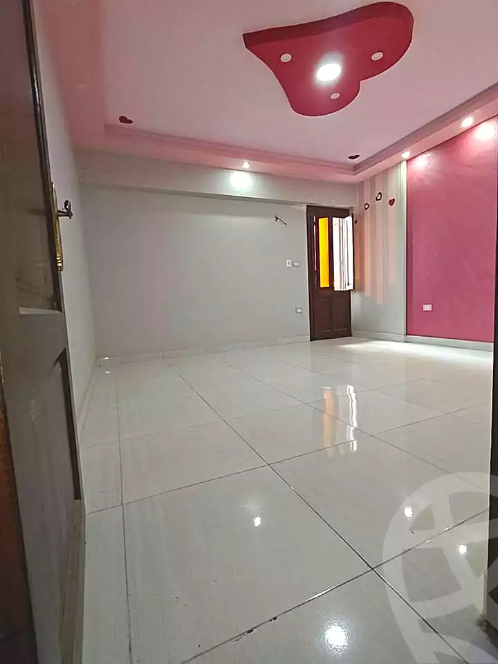 https://aqarmap.com.eg/ar/listing/6940661-for-rent-alexandria-al-agamy-bw-ywsf