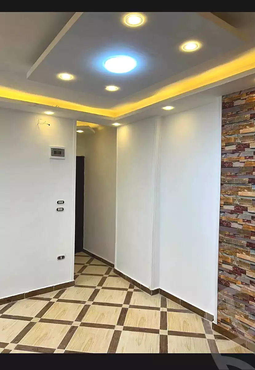 https://aqarmap.com.eg/ar/listing/6940845-for-sale-alexandria-miami-khld-bn-lwlyd