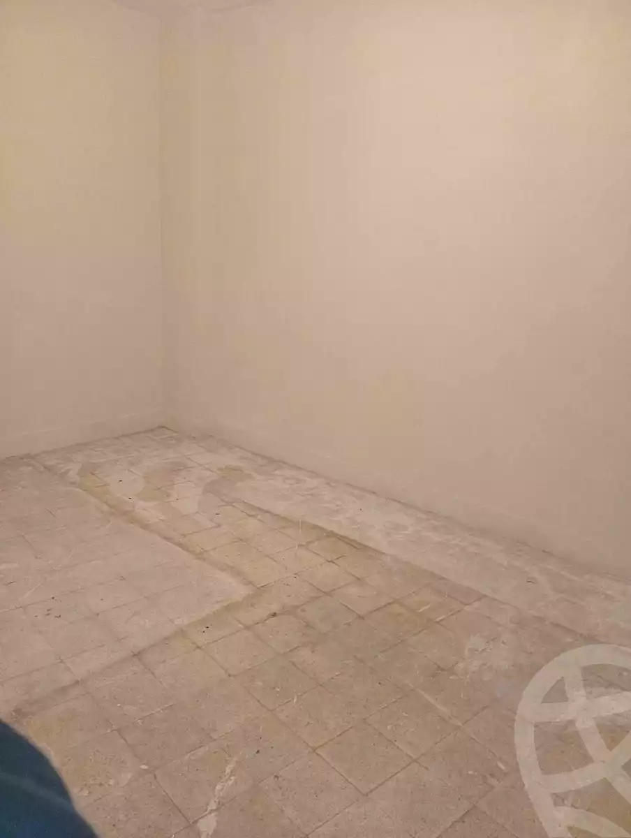 https://aqarmap.com.eg/ar/listing/6941072-for-rent-alexandria-el-asafra-shr-45