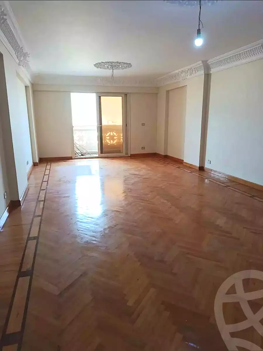 https://aqarmap.com.eg/ar/listing/6941641-for-sale-alexandria-camp-cesar-port-said-street