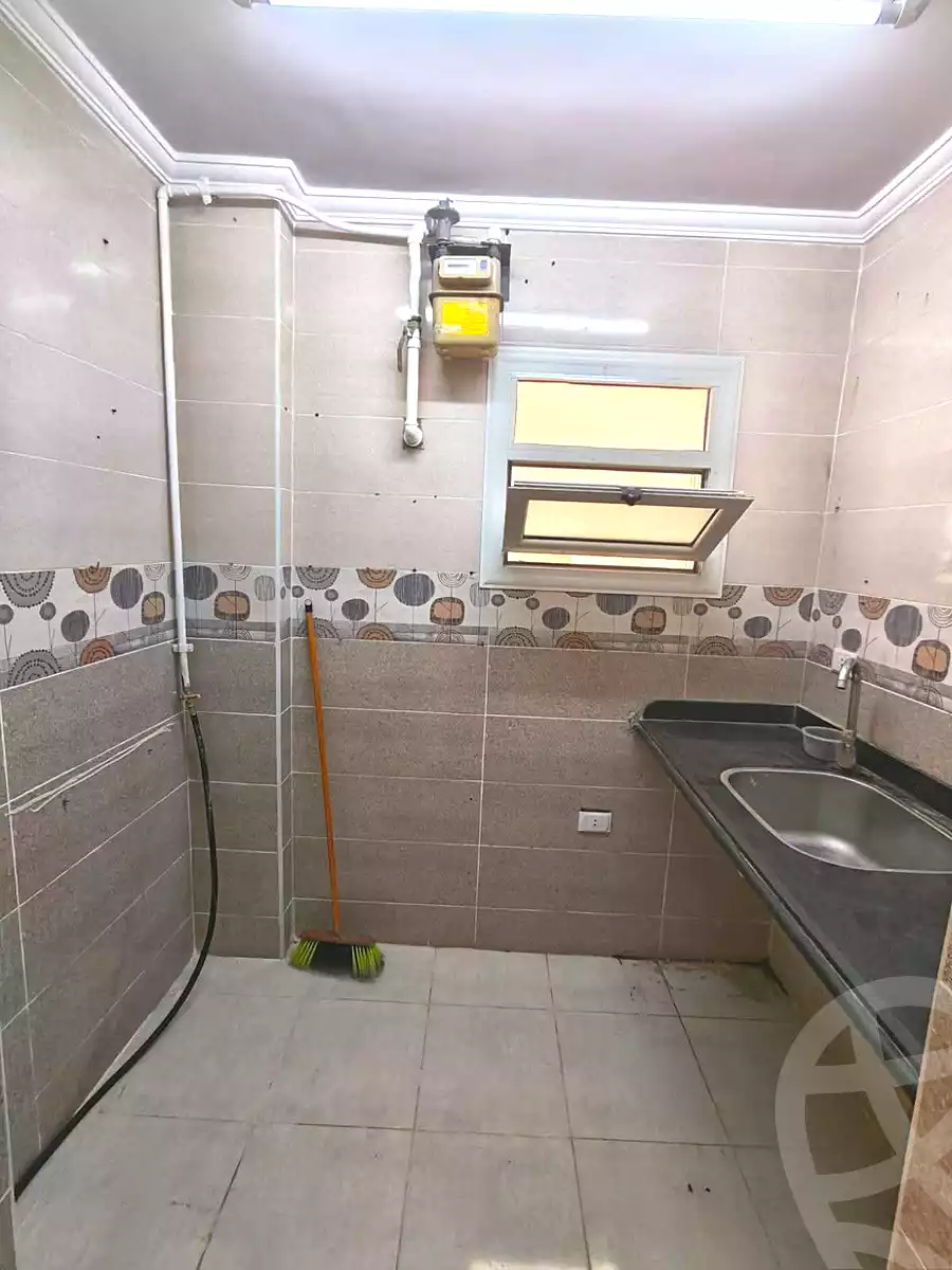 https://aqarmap.com.eg/ar/listing/6941665-for-sale-alexandria-sydy-bshr-sydy-bshr-bhry-shr-khld-bn-lwlyd