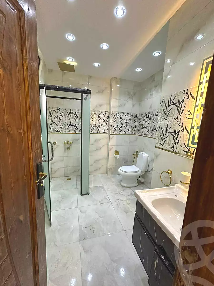 https://aqarmap.com.eg/ar/listing/6941861-for-sale-cairo-ain-shams-ahmed-esmat-st