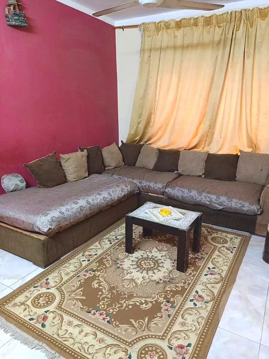https://aqarmap.com.eg/en/listing/6942093-for-sale-cairo-helwan-hadayek-helwan-nile-corniche-st