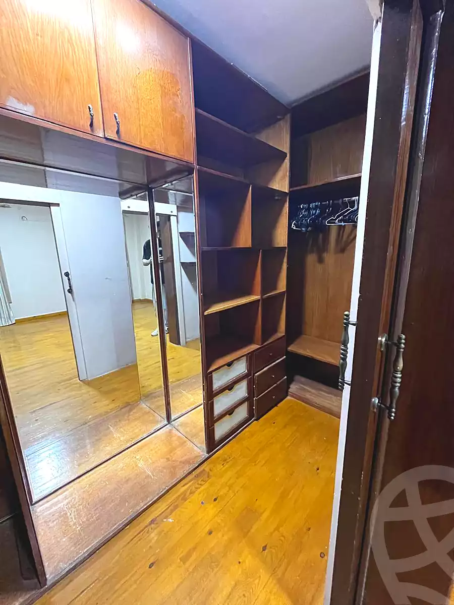 https://aqarmap.com.eg/ar/listing/6942296-for-sale-cairo-nasr-city-hay-el-sefarat-mecca-st