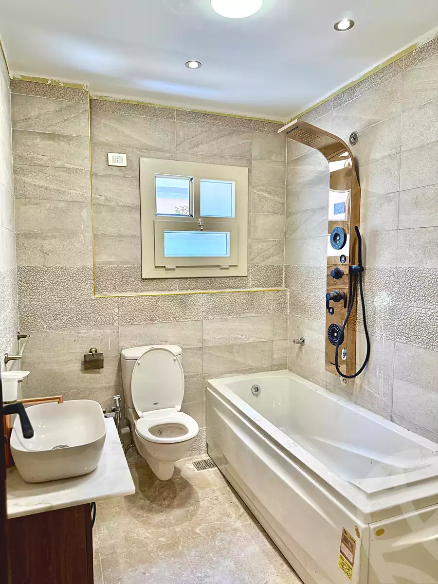 https://aqarmap.com.eg/ar/listing/6942479-for-rent-cairo-new-cairo-el-lotus-lotus-north-lmntq-lthny-llwts-lshmly