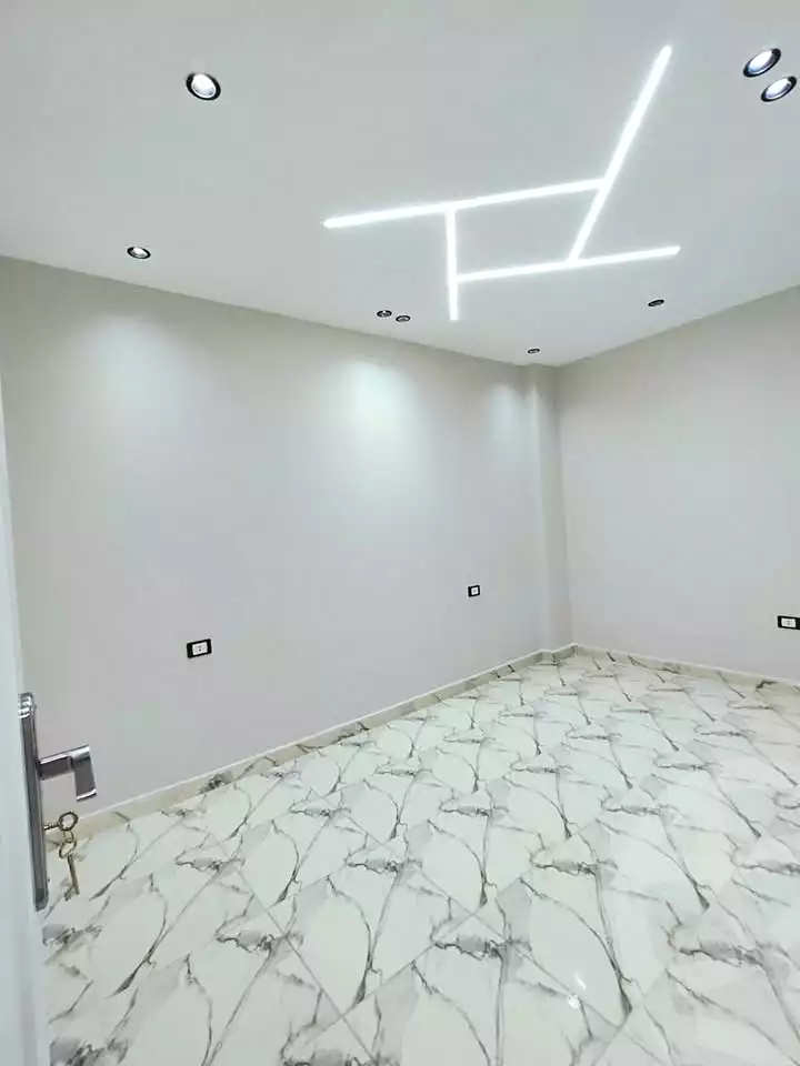 https://aqarmap.com.eg/ar/listing/6942868-for-sale-alexandria-al-agamy-lbytsh-shahr-al-assal-st