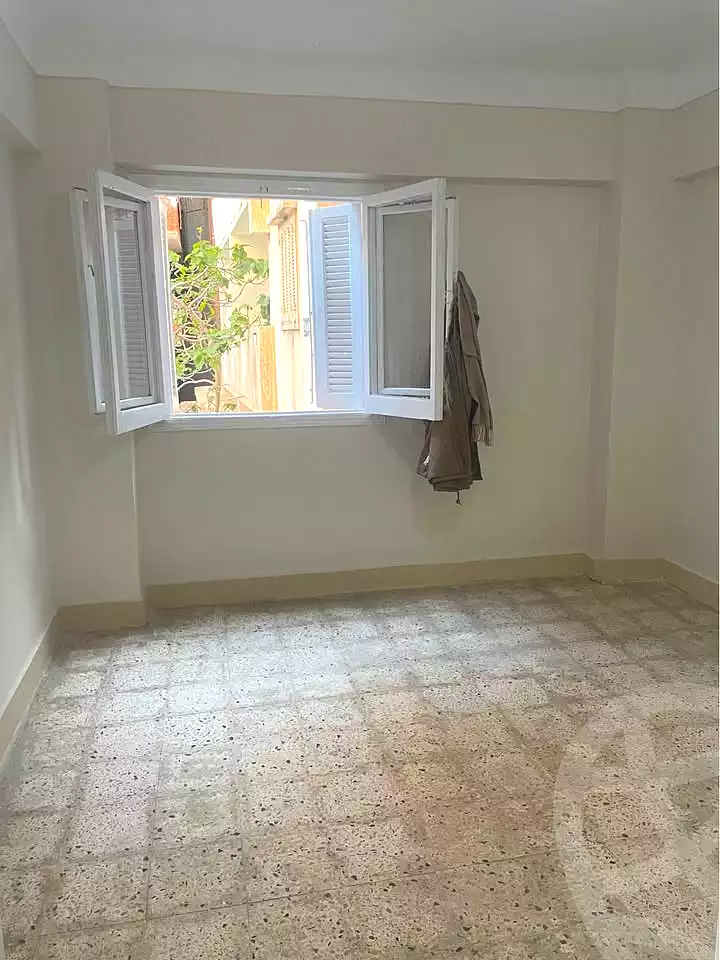https://aqarmap.com.eg/ar/listing/6943412-for-rent-alexandria-al-agamy-el-hanouvel-el-kholafaa-el-rashdeen-st