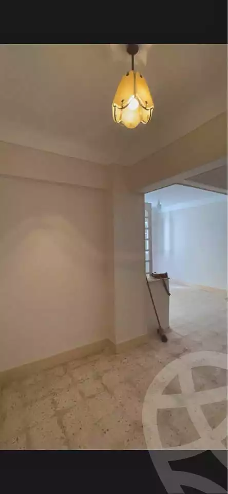 https://aqarmap.com.eg/ar/listing/6943412-for-rent-alexandria-al-agamy-el-hanouvel-el-kholafaa-el-rashdeen-st