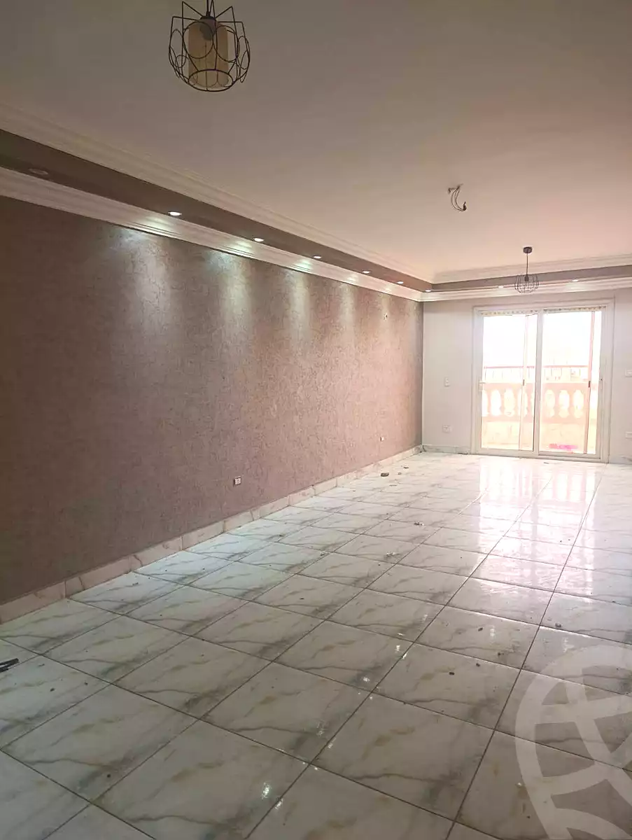 https://aqarmap.com.eg/en/listing/6943669-for-rent-cairo-ain-shams-jsr-lswys