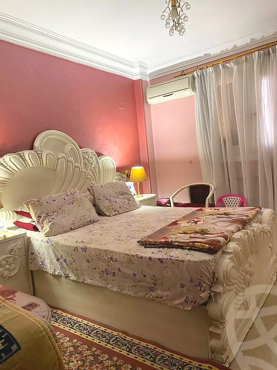 https://aqarmap.com.eg/en/listing/6944104-for-sale-cairo-shoubra-el-khalafwai-sadr-al-din-st