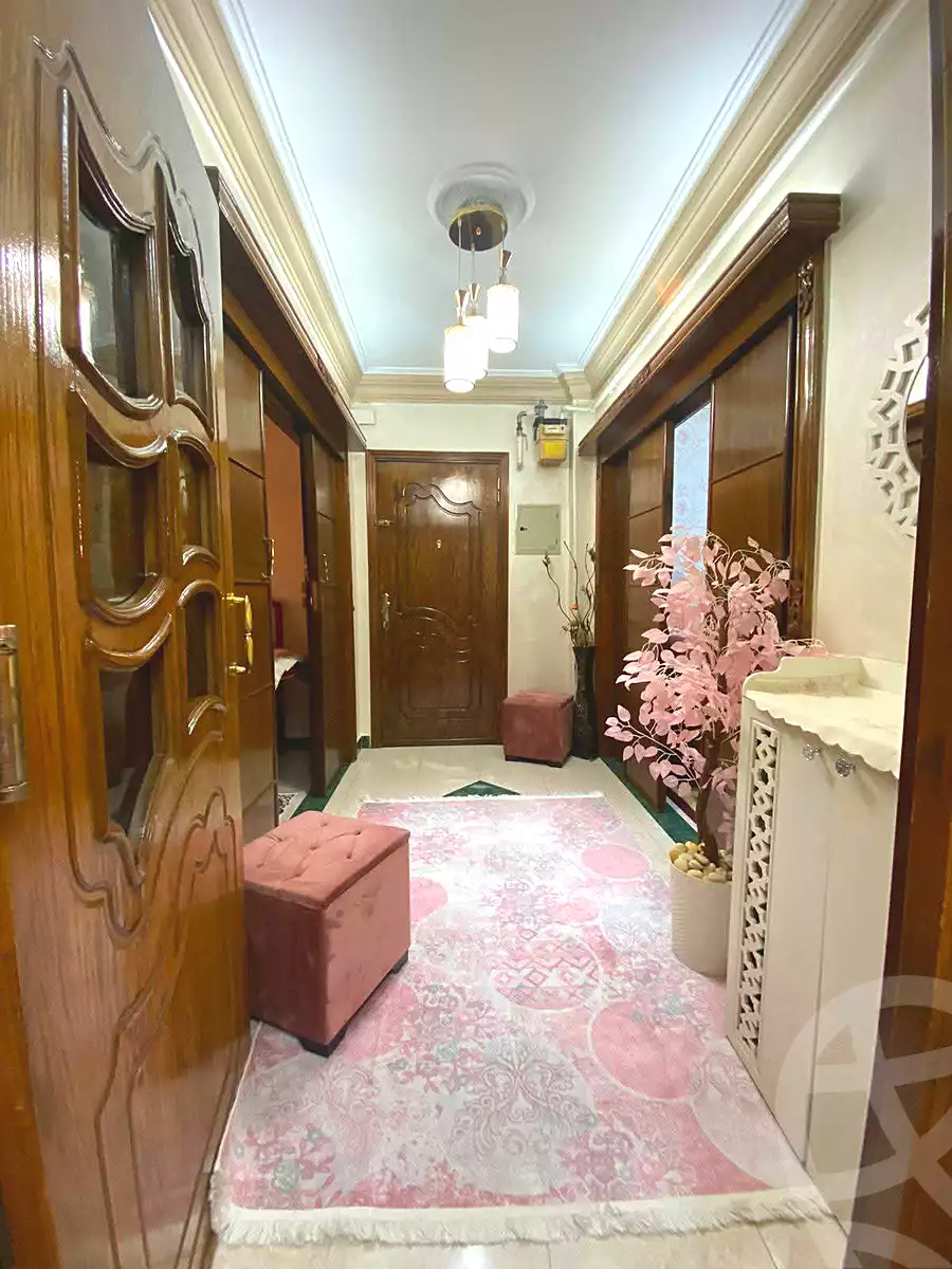 https://aqarmap.com.eg/en/listing/6944104-for-sale-cairo-shoubra-el-khalafwai-sadr-al-din-st