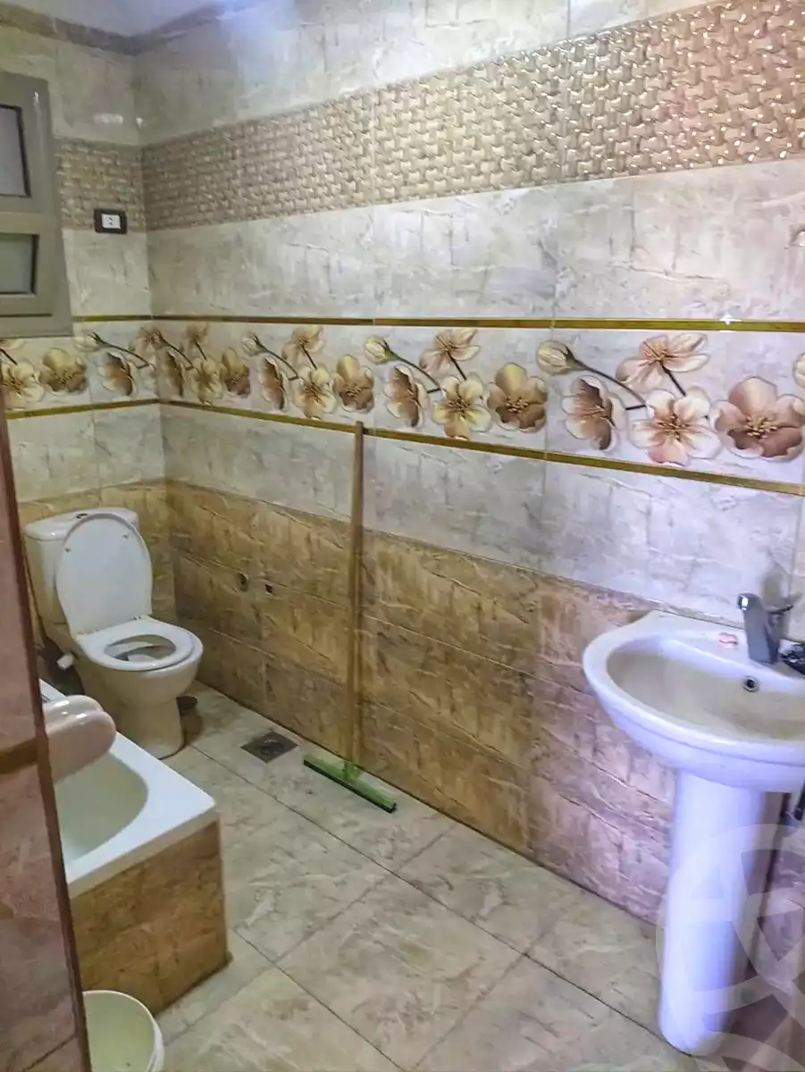 https://aqarmap.com.eg/ar/listing/6944446-for-sale-alexandria-sydy-bshr-sydy-bshr-qbly-rd-lfdly