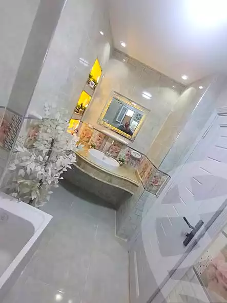 https://aqarmap.com.eg/ar/listing/6944916-for-sale-alexandria-al-agamy-el-hanouvel
