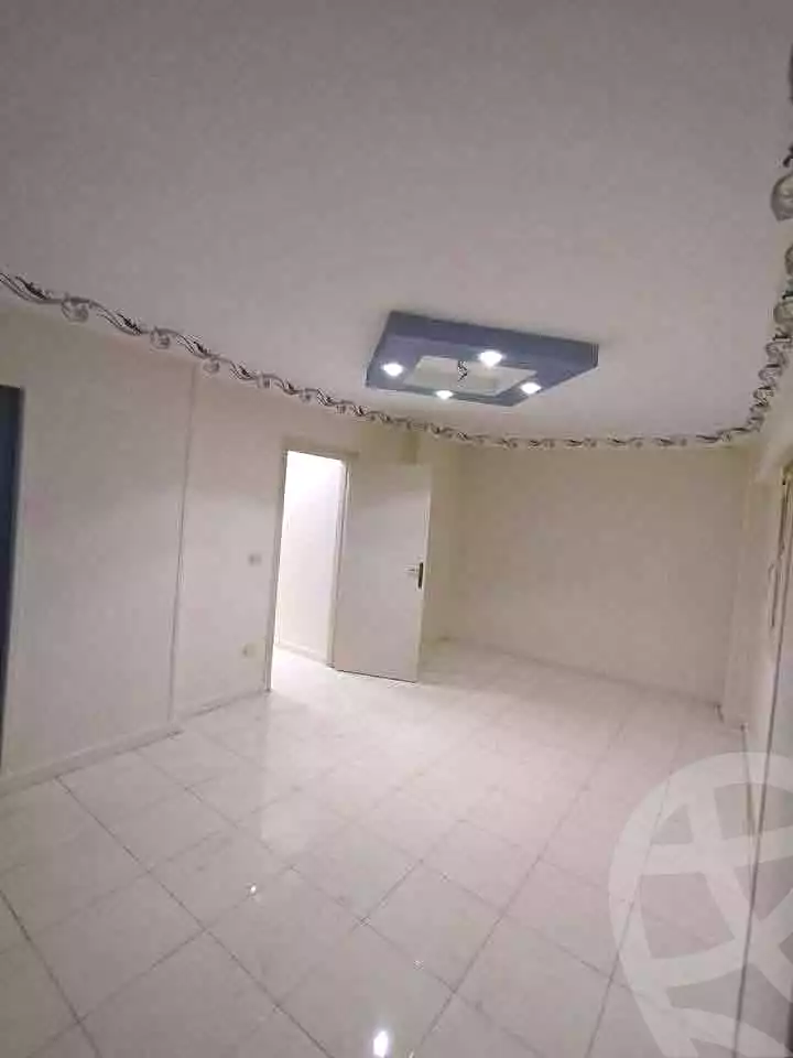 https://aqarmap.com.eg/ar/listing/6944988-for-sale-alexandria-al-agamy-lbytsh-al-kaada-st