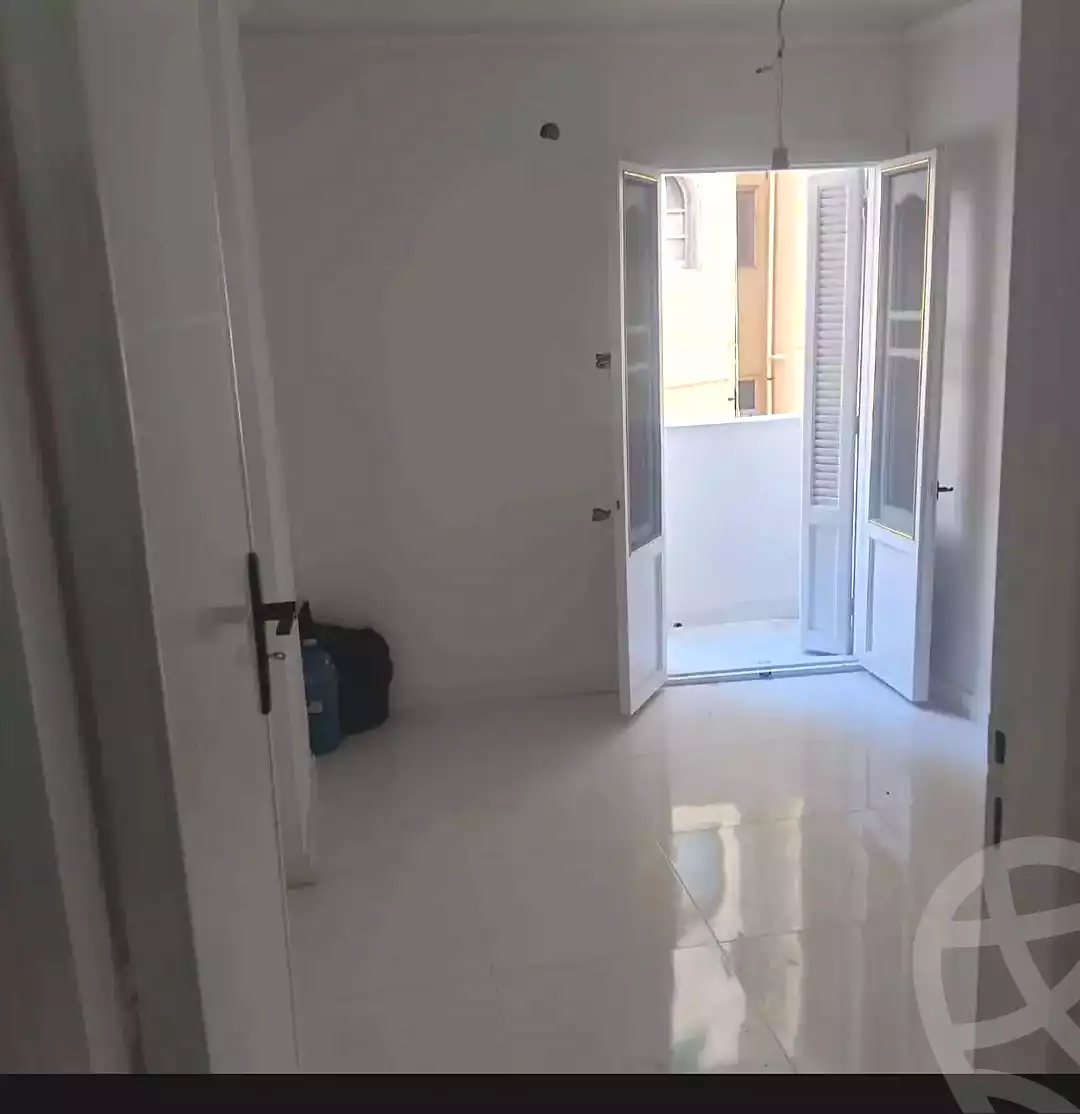 https://aqarmap.com.eg/ar/listing/6945202-for-sale-alexandria-sydy-bshr-sydy-bshr-bhry