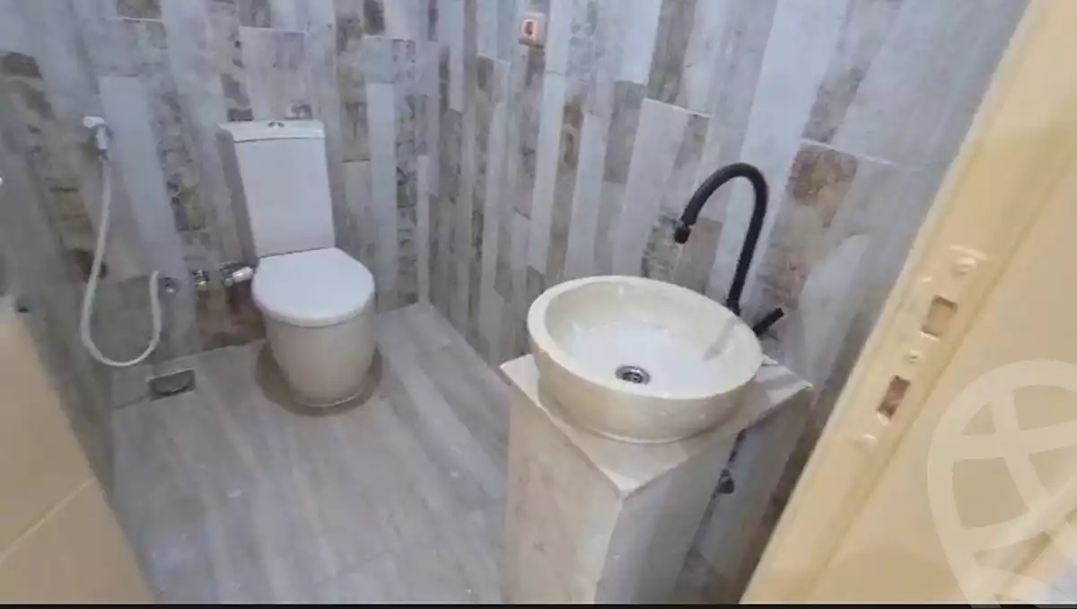 https://aqarmap.com.eg/en/listing/6945351-for-rent-cairo-ain-shams-jsr-lswys