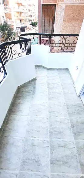 https://aqarmap.com.eg/en/listing/6945555-for-sale-alexandria-al-agamy-shataa-el-nakheel-no-7-st