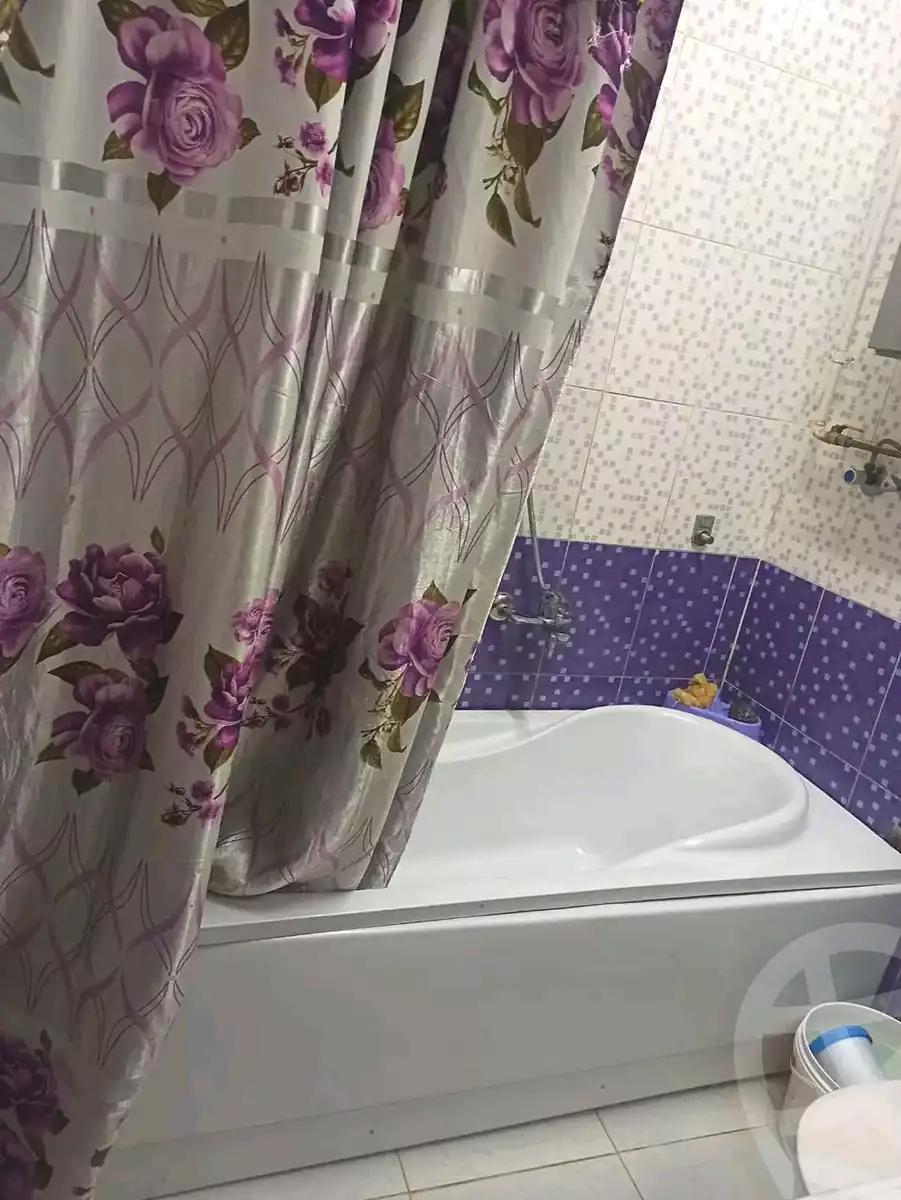 https://aqarmap.com.eg/en/listing/6946104-for-sale-qalyubia-shubra-el-khaima-el-shareaa-el-gadid-st