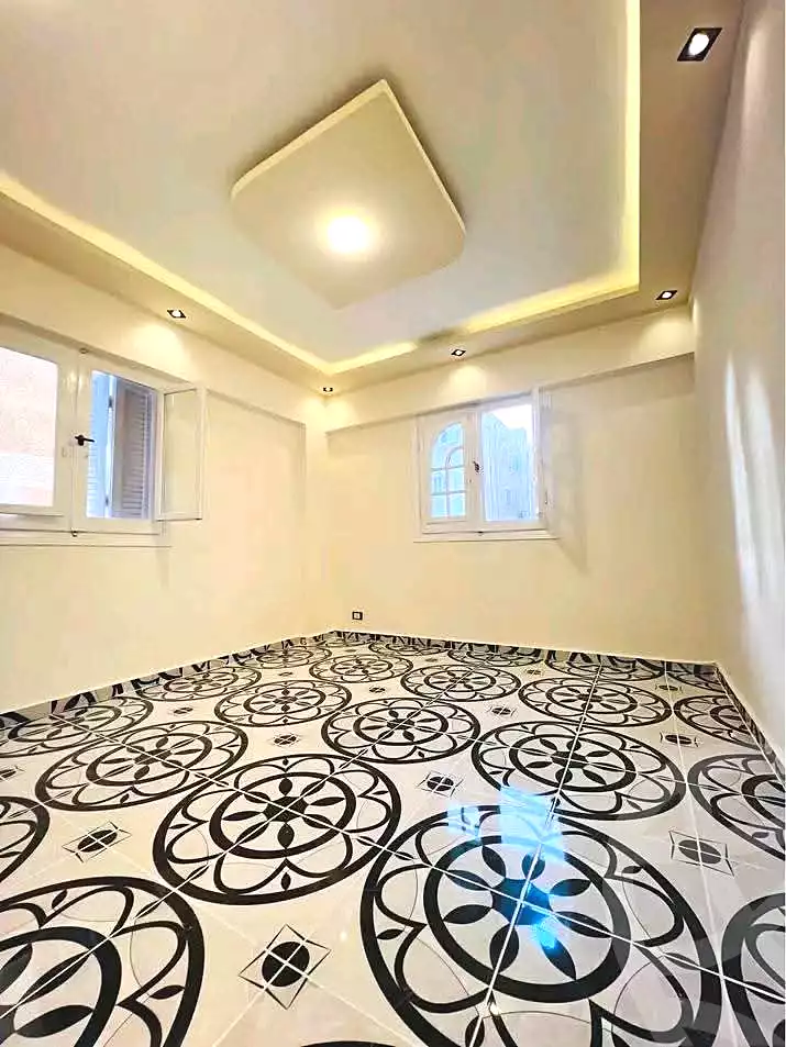 https://aqarmap.com.eg/ar/listing/6946236-for-sale-alexandria-al-agamy-shataa-el-nakheel