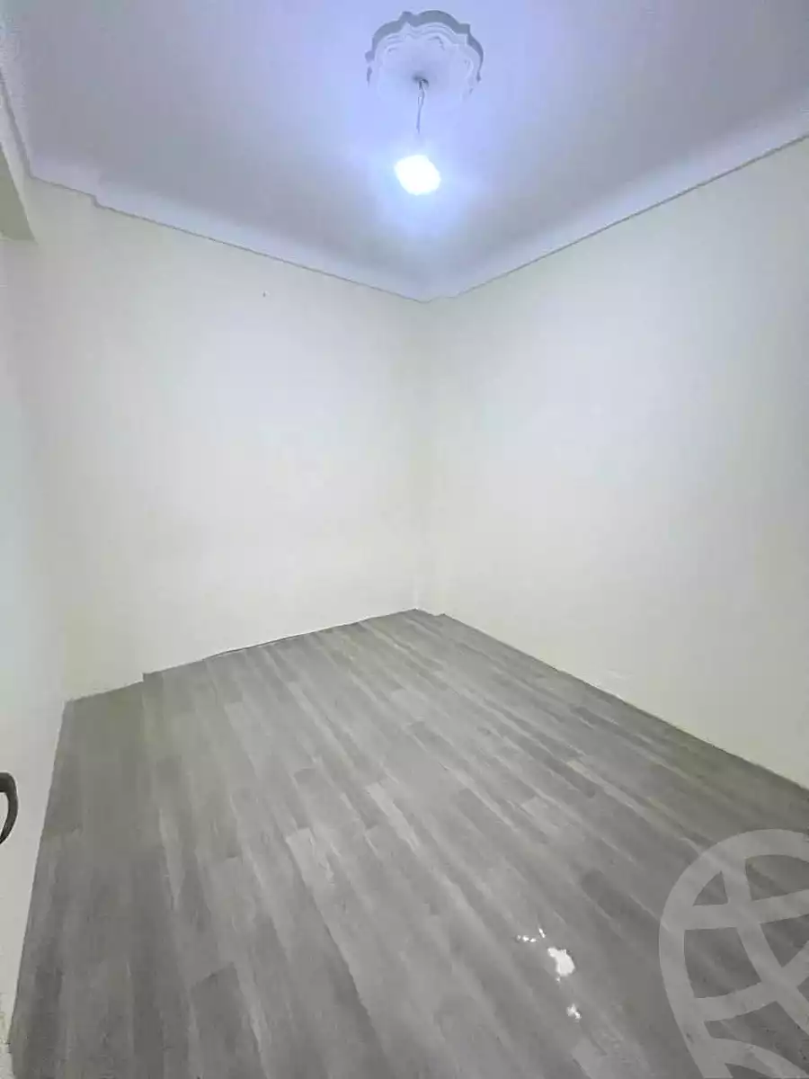 https://aqarmap.com.eg/ar/listing/6946237-for-sale-alexandria-lsywf-el-falki
