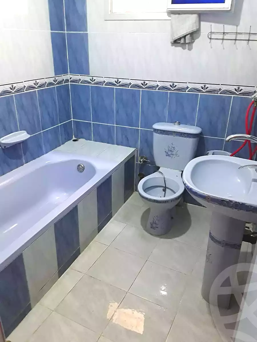 https://aqarmap.com.eg/ar/listing/6946466-for-sale-alexandria-alhadara-new-el-hadra
