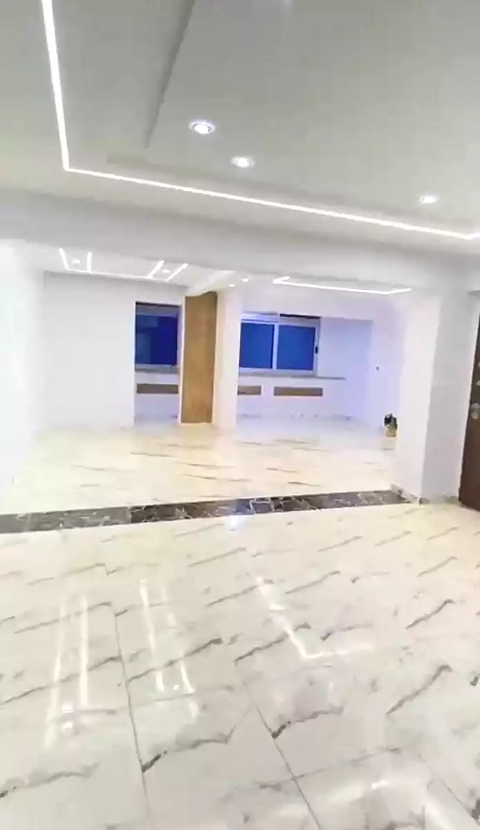 https://aqarmap.com.eg/ar/listing/6946705-for-sale-alexandria-sydy-bshr-sydy-bshr-bhry-shr-mhmwd-l-yswy