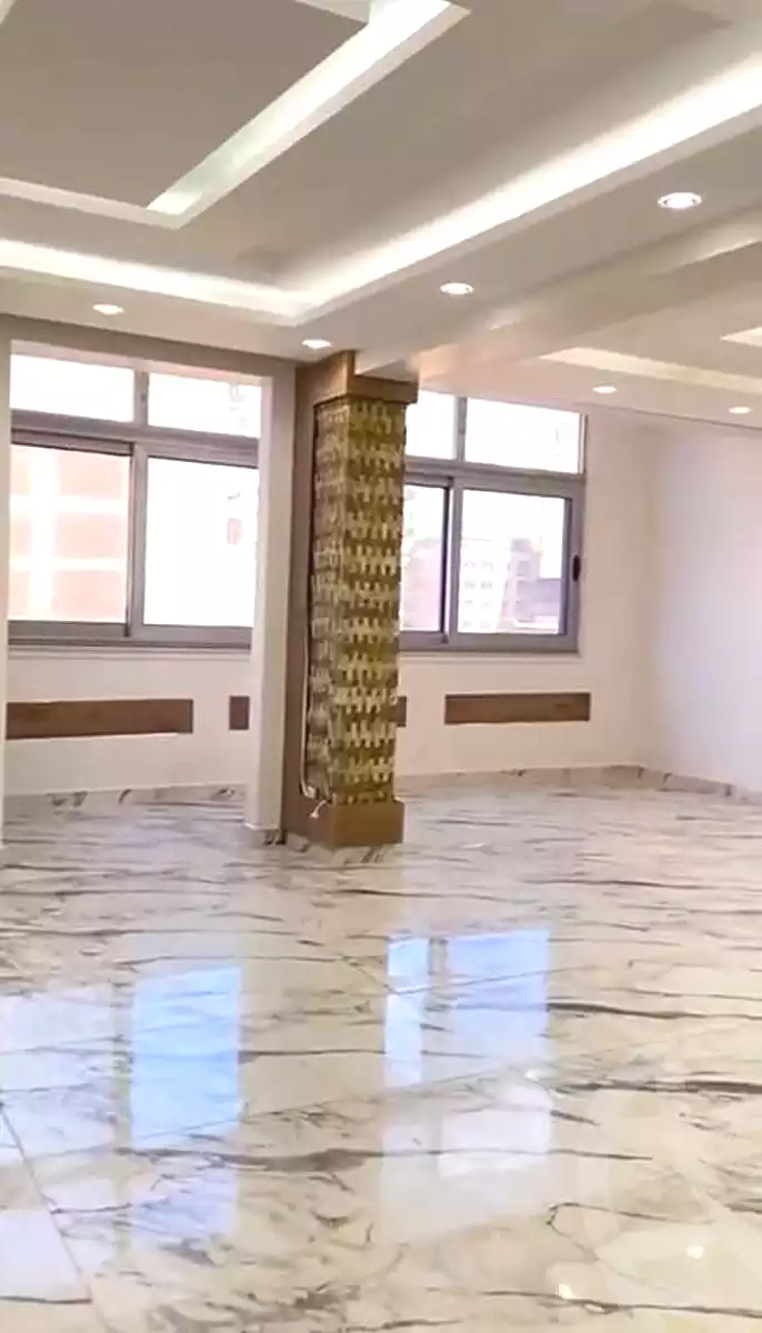 https://aqarmap.com.eg/ar/listing/6946705-for-sale-alexandria-sydy-bshr-sydy-bshr-bhry-shr-mhmwd-l-yswy