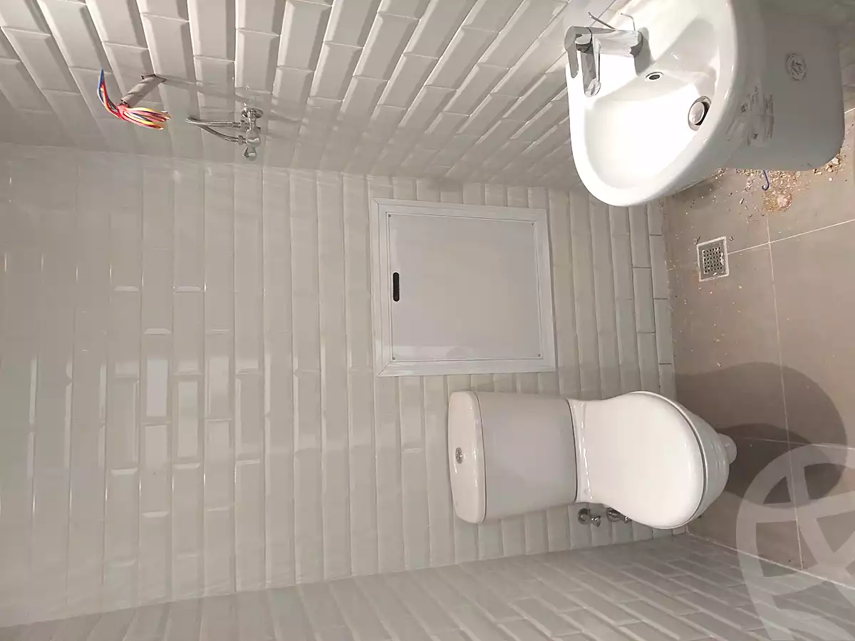 https://aqarmap.com.eg/ar/listing/4486351-for-rent-cairo-new-cairo-compounds-dh-lydj