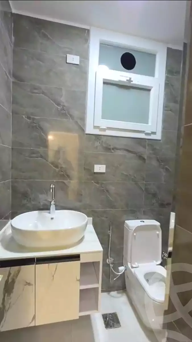 https://aqarmap.com.eg/ar/listing/6947000-for-sale-sharqia-zagazig-el-zohor-district