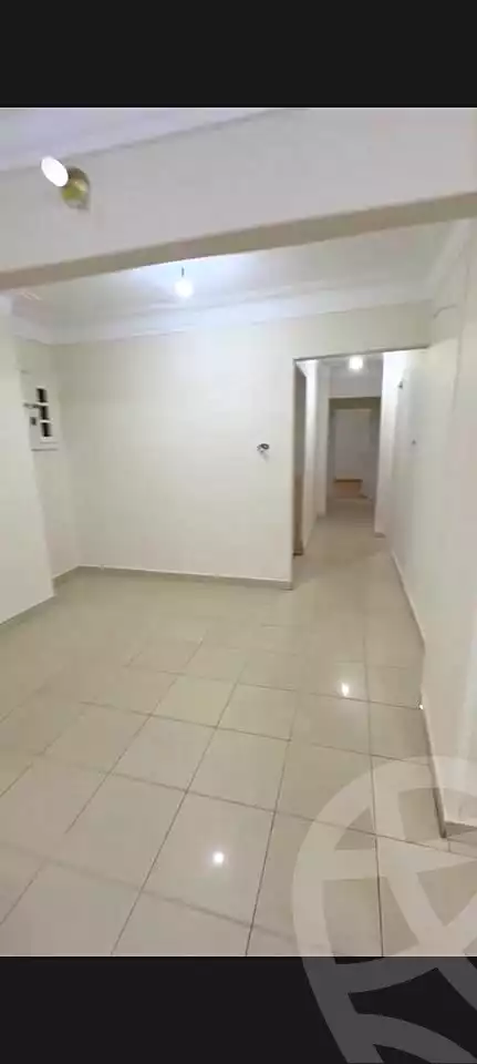https://aqarmap.com.eg/ar/listing/6947483-for-sale-alexandria-glim-shr-bw-qyr-tryq-lhry