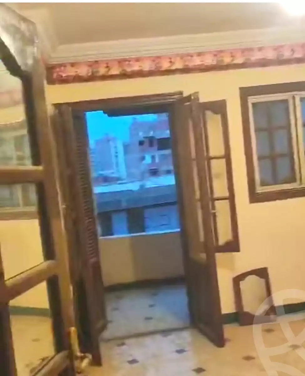 https://aqarmap.com.eg/ar/listing/6947560-for-sale-cairo-ain-shams-ain-shams-el-sharkia-el-zahraa-st