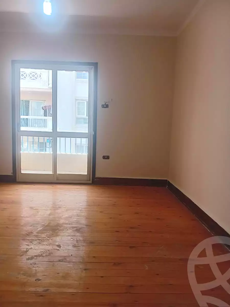 https://aqarmap.com.eg/en/listing/6947579-for-rent-alexandria-miami