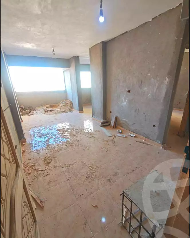 https://aqarmap.com.eg/en/listing/6947692-for-sale-alexandria-al-agamy-el-hanouvel-yathreb-st