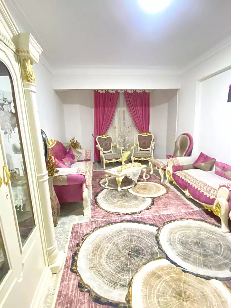 https://aqarmap.com.eg/en/listing/6947933-for-sale-alexandria-al-agamy-el-hanouvel-hussein-waly-st