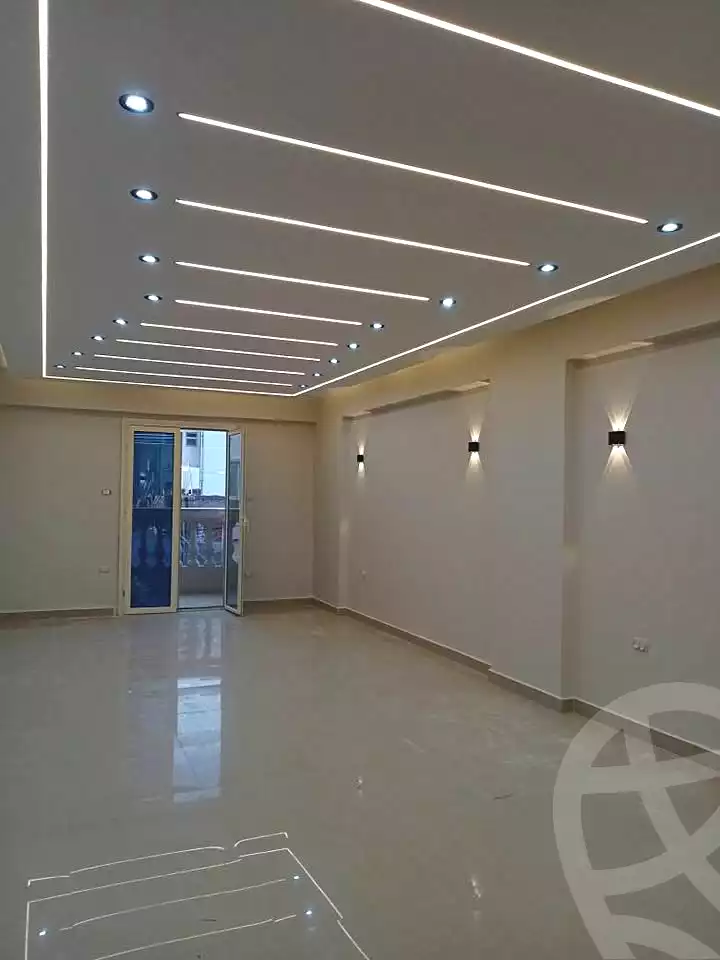 https://aqarmap.com.eg/ar/listing/6947991-for-sale-alexandria-sydy-bshr-sydy-bshr-bhry-shr-mhmwd-l-yswy
