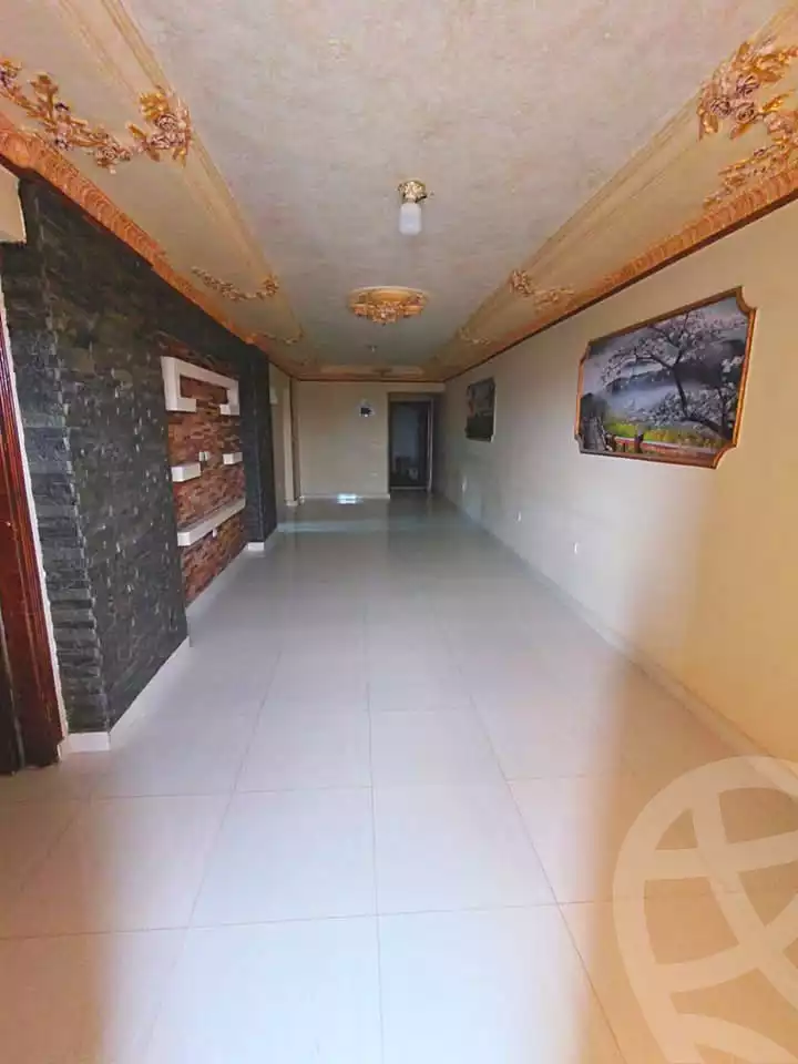 https://aqarmap.com.eg/ar/listing/6948510-for-rent-alexandria-al-agamy-bw-ywsf