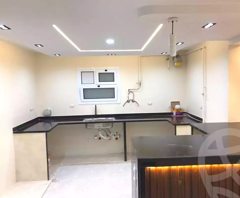 https://aqarmap.com.eg/ar/listing/6949241-for-rent-alexandria-el-montazah-compounds-in-el-montazah-royal-plaza-compound-al-halawany