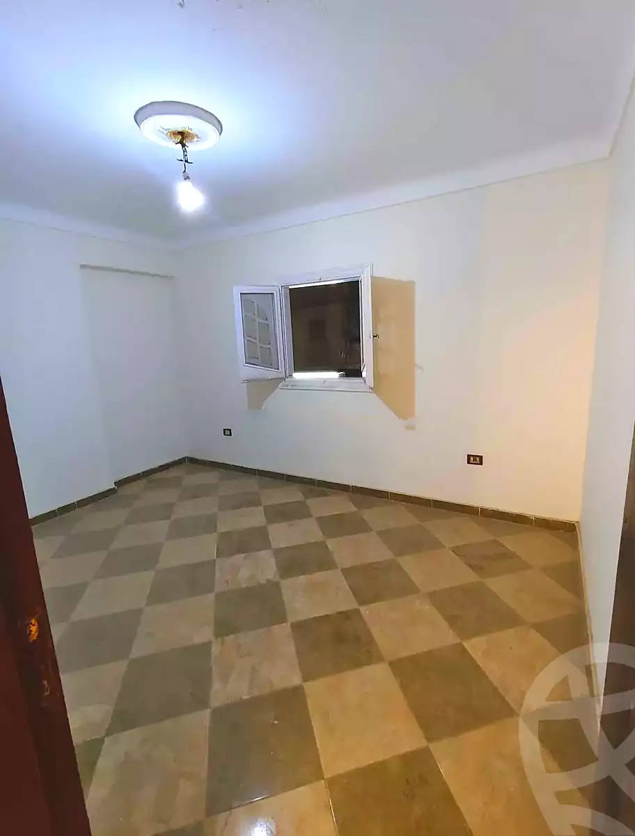 https://aqarmap.com.eg/en/listing/6949783-for-sale-alexandria-lsywf-el-falki