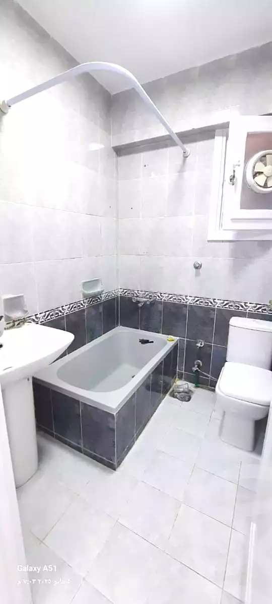 https://aqarmap.com.eg/en/listing/6949963-for-sale-alexandria-al-agamy-shataa-el-nakheel-no-8-st