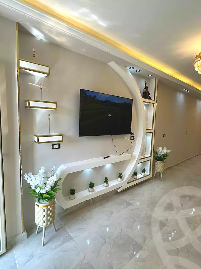 https://aqarmap.com.eg/en/listing/6950055-for-sale-cairo-ain-shams-ahmed-esmat-st