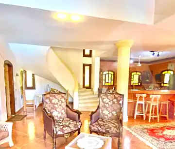 https://aqarmap.com.eg/ar/listing/6950086-for-rent-alexandria-al-agamy-lbytsh-el-hanafeya-st
