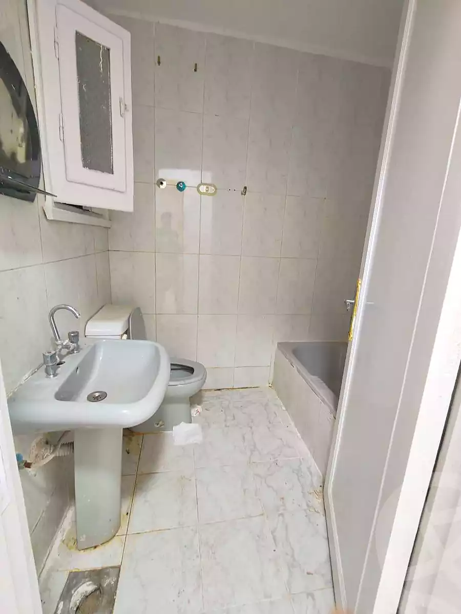https://aqarmap.com.eg/ar/listing/6950334-for-sale-alexandria-al-agamy-shataa-el-nakheel