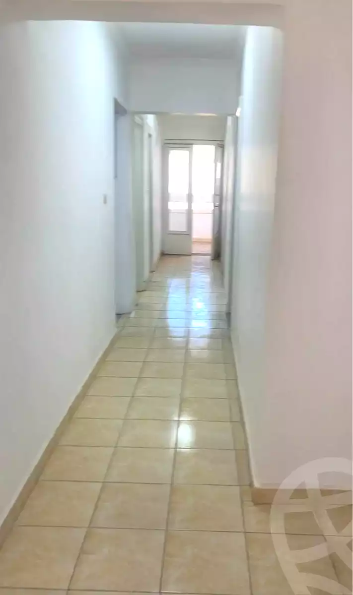 https://aqarmap.com.eg/ar/listing/6950370-for-sale-alexandria-miami-shr-jml-bd-lnsr