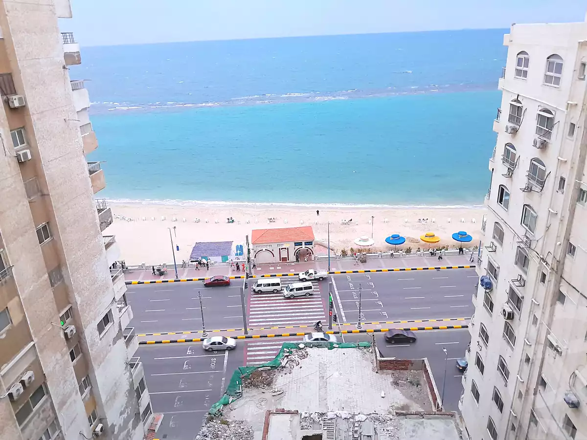 https://aqarmap.com.eg/en/listing/6950557-for-sale-alexandria-el-asafra-l-sfr-bhry-el-geish-rd