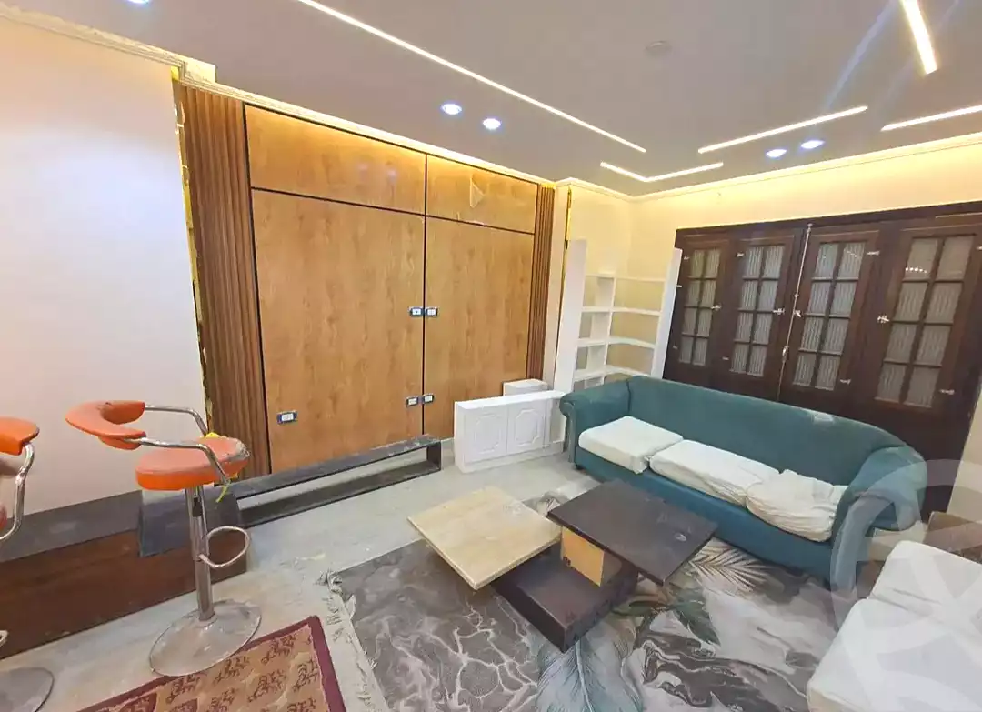 https://aqarmap.com.eg/en/listing/6950655-for-sale-cairo-helwan-helwan-el-sharkeya-mostafa-safwat-st