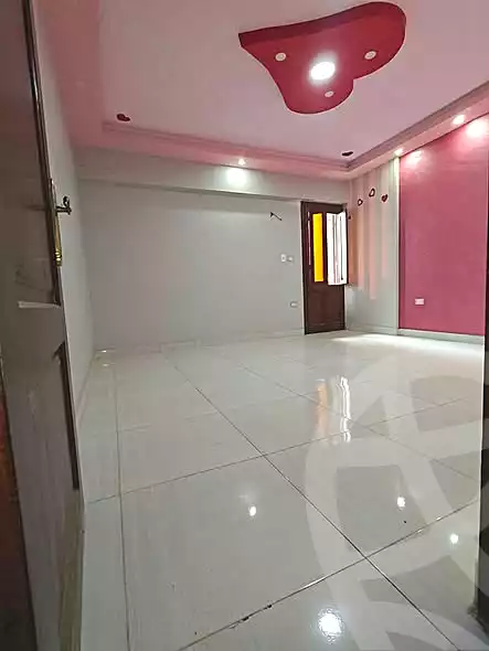 https://aqarmap.com.eg/en/listing/6951010-for-rent-alexandria-al-agamy-bw-ywsf
