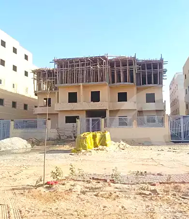https://aqarmap.com.eg/ar/listing/6951119-for-sale-sharqia-10th-of-ramadan-greek-quarter-neighborhood-81