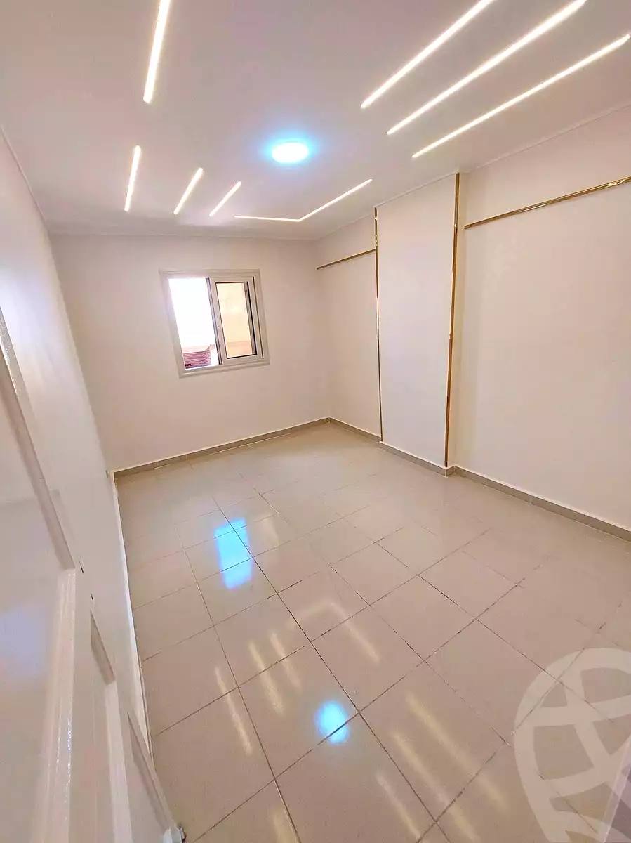 https://aqarmap.com.eg/ar/listing/6952162-for-sale-alexandria-sydy-bshr-sydy-bshr-bhry-shr-khld-bn-lwlyd